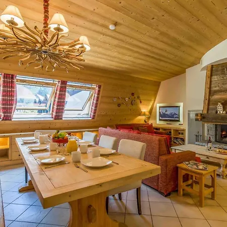 Le Paradis 18 - Year Apartmán *