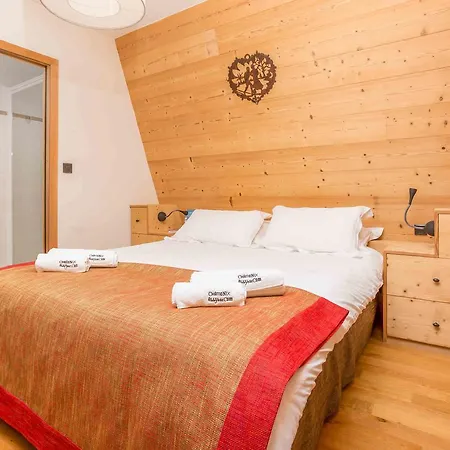 Le Paradis 18 - Year Chamonix
